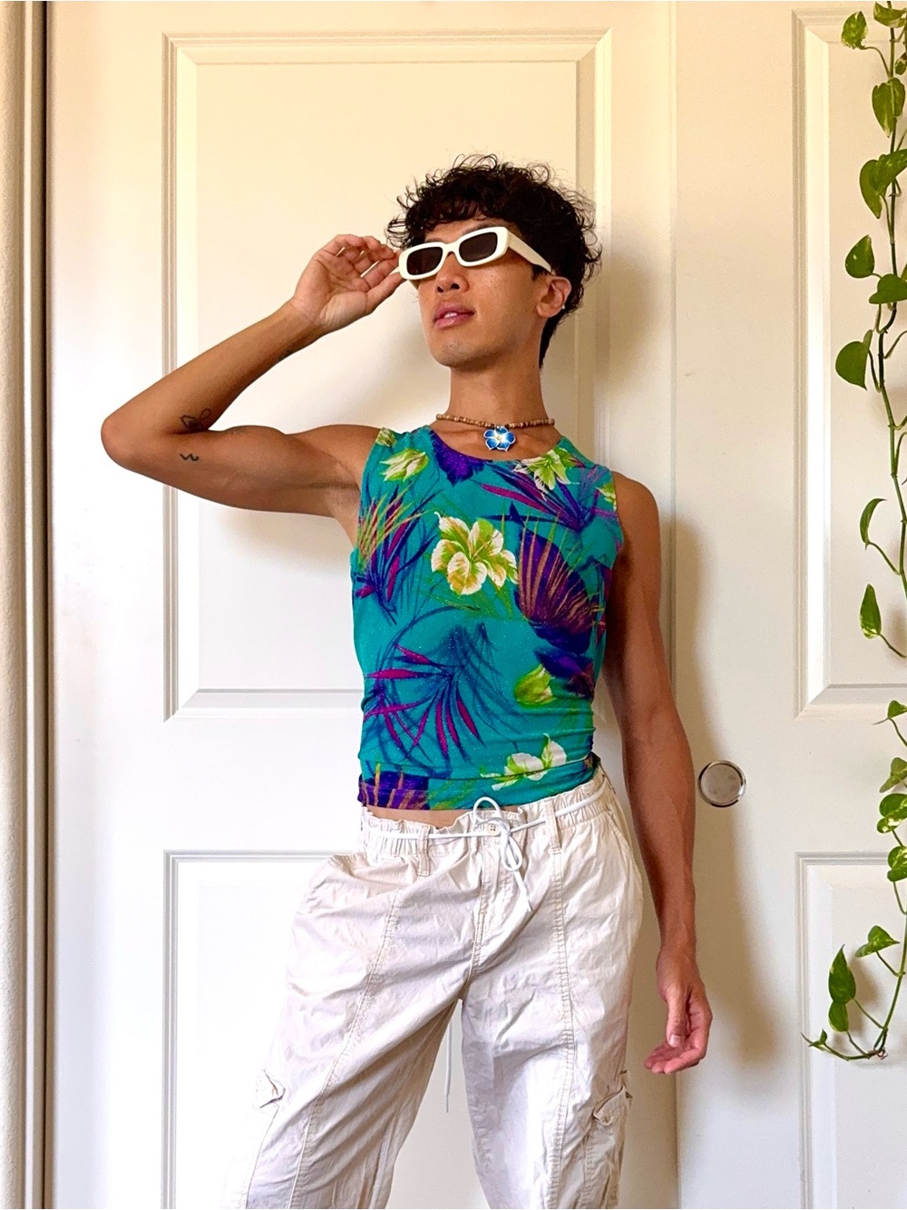 Vintage Sparkly Teal Sleeveless Tropical Fooral Print Tank Top
